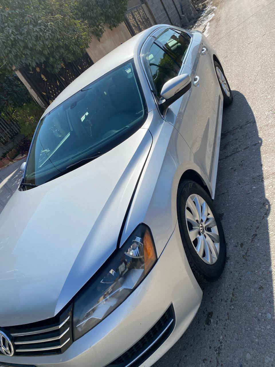 باسات خليجي ٥سلندر للبيع خمس مواصفات معروفة
سيارة ماشيه ٢١٣ كيلو متر . محرك وكير وصدر وبطاريه واطارات كلها بشرط.  بها شبرين بارد جاملغ أمامي طرف سكن وجاملغ خلفي طرف سايق وبدون دواخل .
سعرها ١٤٨ 
***********
