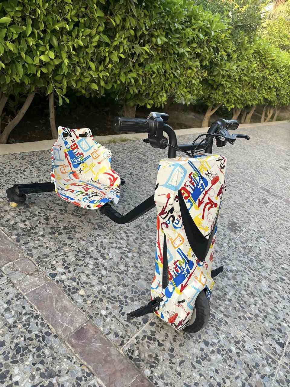 سكوتر درفت استعمال قليل جداا


**إذا كنت صاحب هذا الإعلان وتريد حذفه لأي سبب، رجاءا أرسل رسالة إلى الدعم الفني**