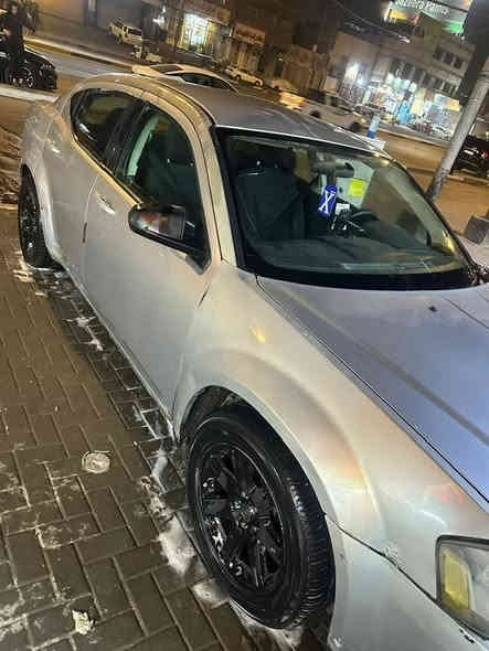 دوج  مديل 2010  مراوس او بيع سعر 47 ***********
