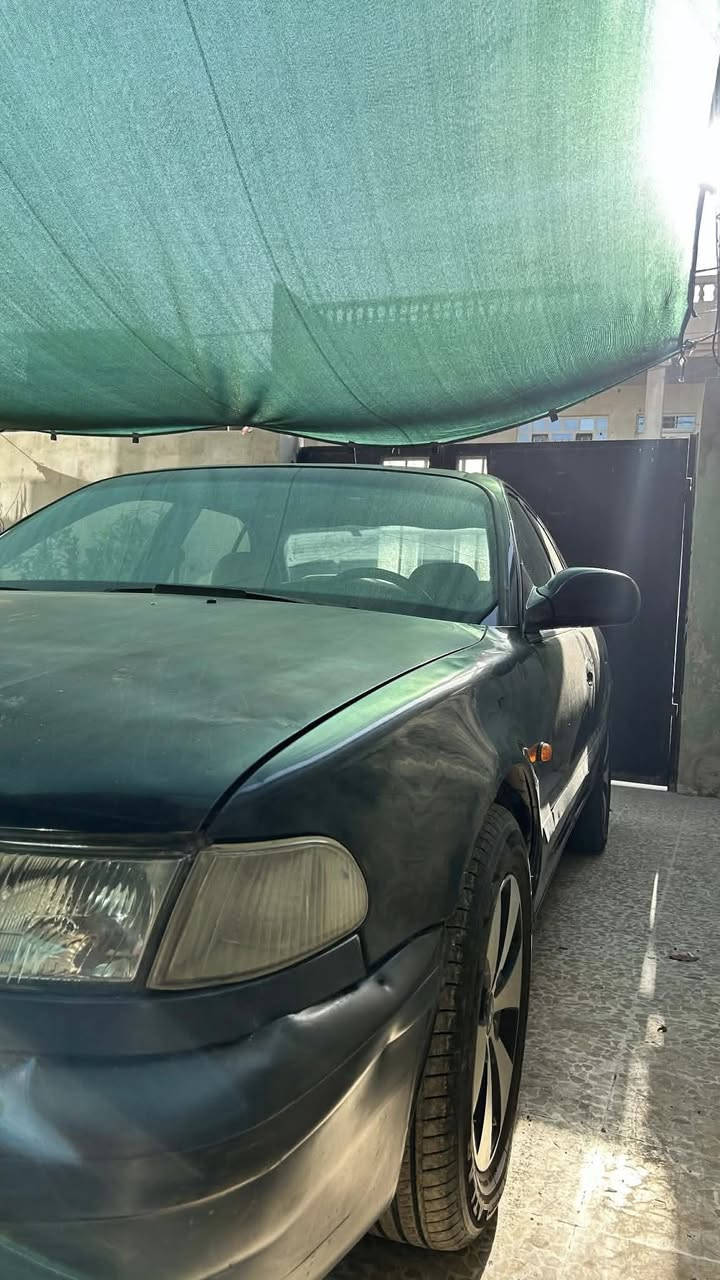 السلام عليكم
سوناتا موديل 96 سيارة بسمي محرك كير شرط كير عادي سيارة شرط بدون صبغ محرك 20 شرط تحويل او وكاله سعر 37 بيها مجال
***********
