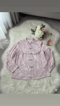 قميص ستن وردي • مقاسات S L XL • مجمع بسماية