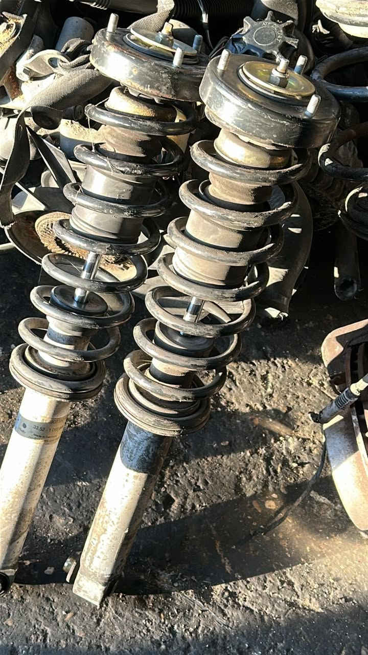 سلام عليكم
تخم كشنات صقر M الامامي مال سايق بي فتك فقط انطيك ويا كشن اضافي تاخذ منة المقعد ومنزل صورتة 

اما الكشنات الخلفية جدد تجاويهن كاملة 

السعر 250 الف قفل الي يفيدة التخم يراسلني وبالخدمة 

زوج دبلات صقر خلفية 50 الف قفل

شاشة ايباد مستخدمة اسبوع وياهة كارتونتها 75 قفل 

***********
