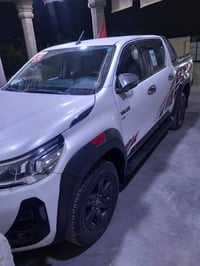 للبيع    تويوتا هايلوكس TRD موديل 2025  فول مواصفات كفالة عامة ماشية 2...