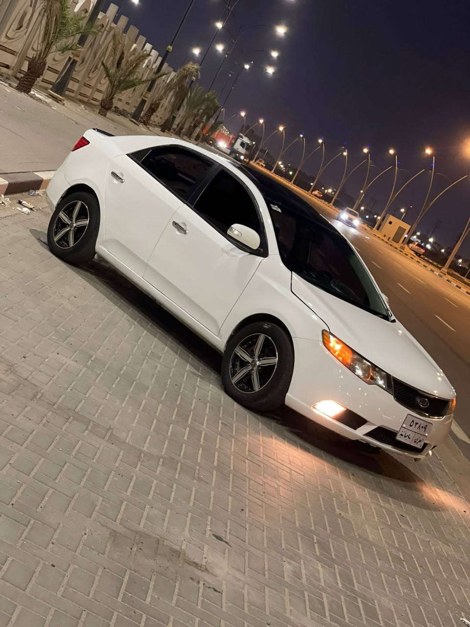 فوووول مواصفات خليجي مكينه دوش موديل 2013 العنوان البصره استفسار *********** وكلشي
