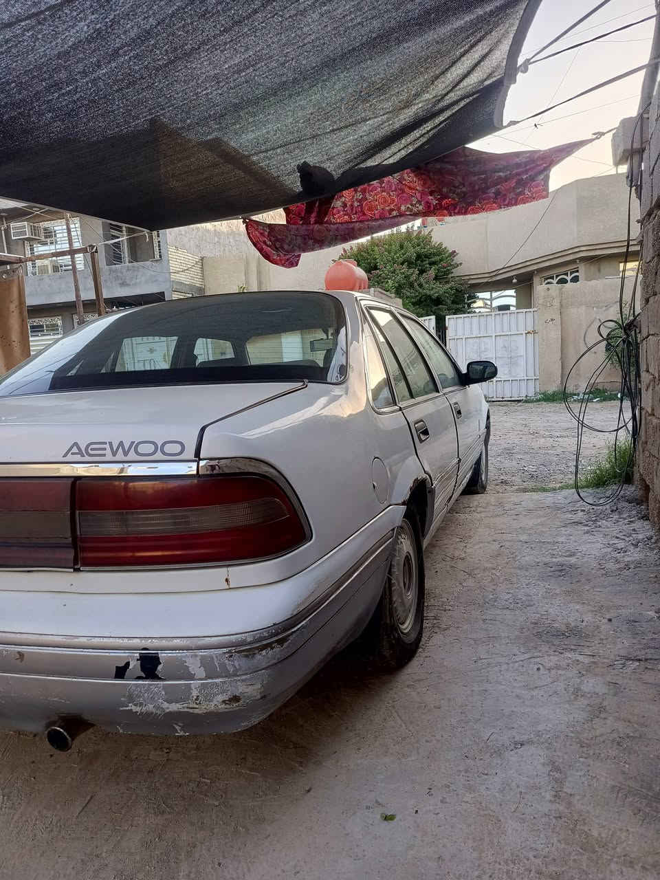 السلام عليكم للبيع دايو بروكهام موديل 97 مكينة 2000 خير من الله كيرهة مكفول رقم بغداد بسمي السيارة مكفولة من الضربة بيهة فقط صبغ احزام تخم تاير جديد صدر امامي خلفي جديد قطعتين تبريد كشن كهرباء بلاد السيارة مناقصهة شي ترايك وين متريد رجاءا الي مو شراي ليخابرني ويتعبني  ويكوم يتفلسف براسي هذا سوك وكلشي بي 
وان شاءالله تحصل الاحسن اسف على الاطالة 
رقم الهاتف *********** السعر 38 وبيهة مجال
 مكاني بغداد
