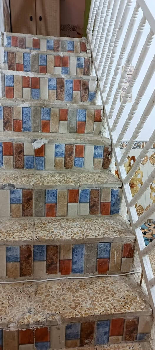 5.🏠 بيت للبيع 100 متر طابق ونص ب النداء قرب المدرسة الوردية، السعر 75مع مجال بسيط.
🔵الأساس صب والسقف الأول صب والسقف الثاني شيلمان طابوك معمل. 

🟤يحتوي الطابق الاول ع غرفة وصالة ومطبخ واستقبال وصحيات والطابق الثاني غرفة  وصالة وصحيات. 

للأستفسار ع هذا الرقم *********** واتساب
