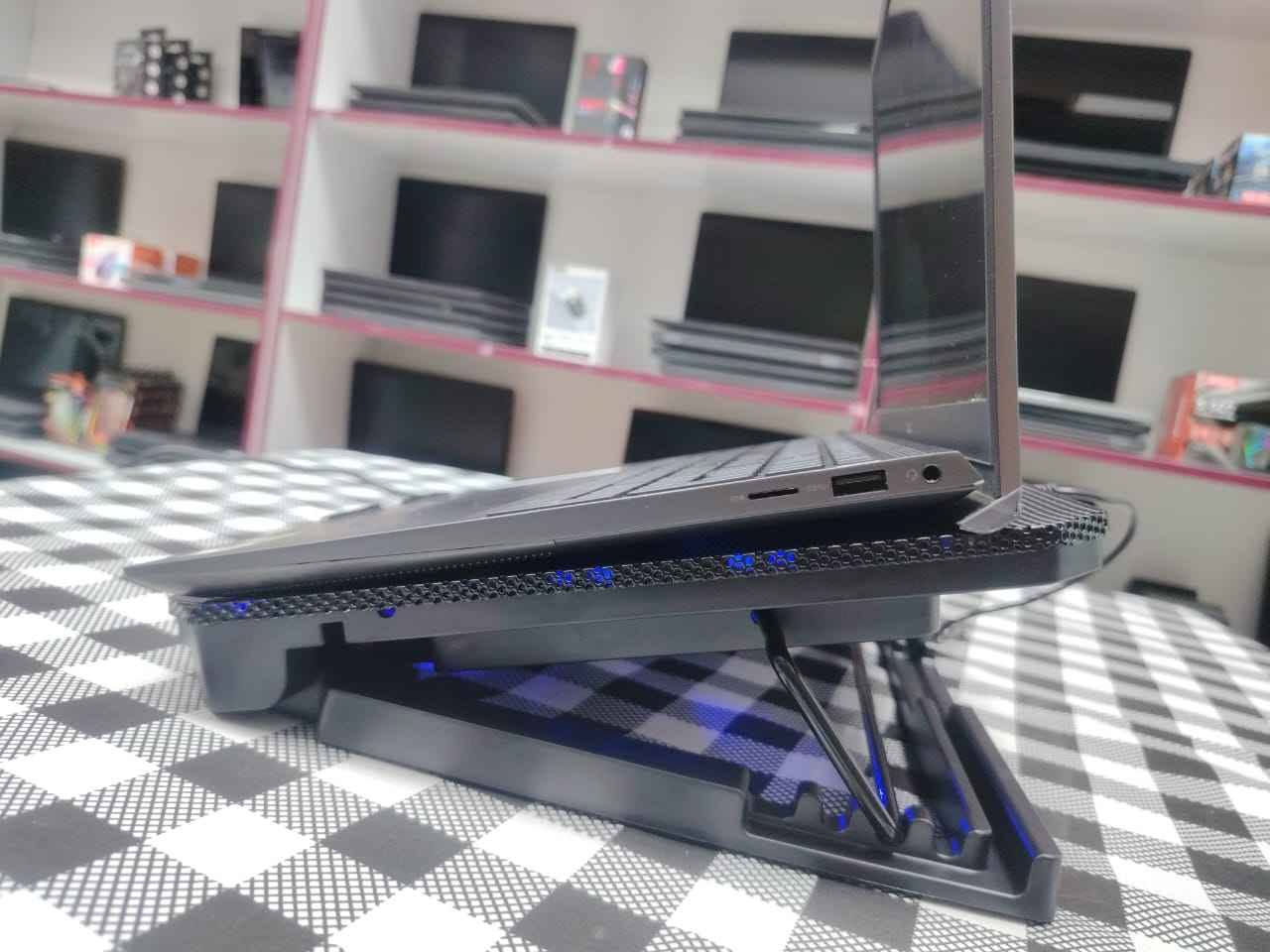 💻 Dell Vostro 7500 | وحش الألعاب والتصميم والأداء العالي
🛠 المواصفات التقنية:
المعالج: Intel Core i7 (الجيل العاشر) فئة H عالية الأداء (مثالي للمهام الشاقة والألعاب).
الذاكرة العشوائية (RAM): 16GB DDR4 (لسلاسة فائقة في التنقل وتشغيل أضخم البرامج).
التخزين (SSD): 512GB SSD M.2 (مساحة كبيرة وسرعة فائقة في نقل البيانات).
كرت الشاشة الخارجي: NVIDIA GeForce GTX 1650 Ti 4GB (كرت منفصل قوي جداً للألعاب، المونتاج، والبرامج الهندسية).
كرت الشاشة الداخلي: Intel UHD Graphics (يصل إلى 8GB مع الرام).
الشاشة: 15.6 إنش بدقة FHD (1920×1080) لألوان واقعية وتفاصيل حادة.
💰 السعر:
715,000 دينار عراقي فقط!
🚚 العرض الخاص:
التوصيل مجاني لجميع محافظات العراق! 🇮🇶
📞 للحجز والاستفسار:
يمكنكم عبر الواتس آب على الرقم:
📱 *********** الهندية, كربلاء
