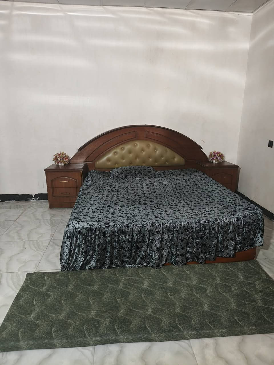 مساء الخير غرفه نوم صاج عراقي البيع سعر خاص جبايب قلبي مكان كركوك حي العسكري اليريد يجي خاص 🌸🌹


**إذا كنت صاحب هذا الإعلان وتريد حذفه لأي سبب، رجاءا أرسل رسالة إلى الدعم الفني**