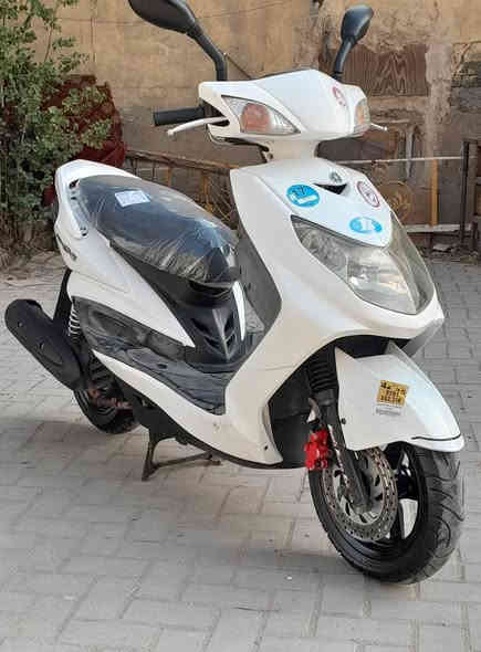 السلام عليكم دراجة للبيع سكنس فحل بلاديه ياباني خطين سكليتر ستان كهربائي قبق نفخ بك لايت لدكلة شغال سلف هندر كهربائيات اشاير لايت كلة شغال تخم تايرات جدد دهن جديد جيب فيتر وفحص عنوان مدينة الصدر مقابل مطعم ليمونه للإستفار )***********
