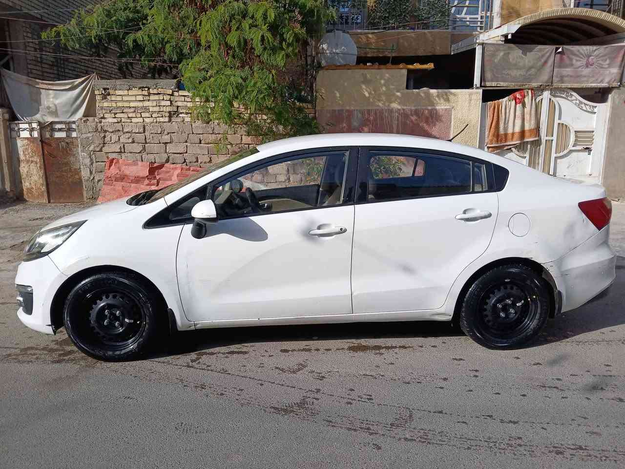 السلام عليكم  كيا ريو وارد خليجي 2017 محركه بي صوت ابيع بدون محرك السعر 80  رقم  اربيل وكاله تحويل مضمونه سونر موجود بلمنشور ***********
