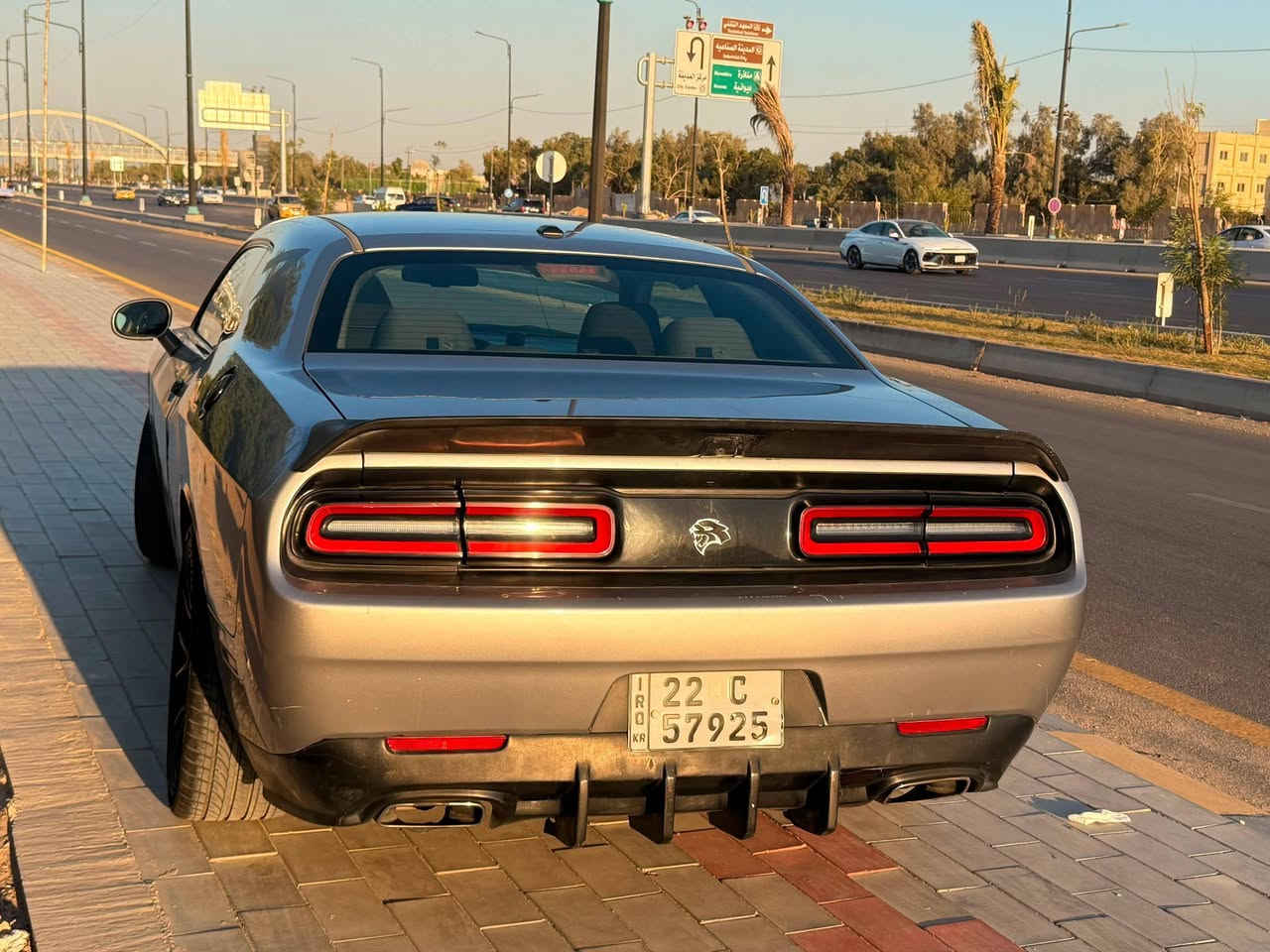 للبيع: دودج تشالنجر SXT موديل 2018 (محدّثة شكل هيلكات)

- السيارة حادثها: جاملغين وبنيد.
- بيها كم طخة بالصفاح ابيعلك حزام 
تبريد ثلج
- المكينة مبدلة قبل 3 أشهر بمكينة قصّة جديدة.
- السعر: 130 قابل للتفاوض.
- البيع مستعجل بسبب ظرف.

📍الموقع: النجف
📞 للتواصل: ***********
