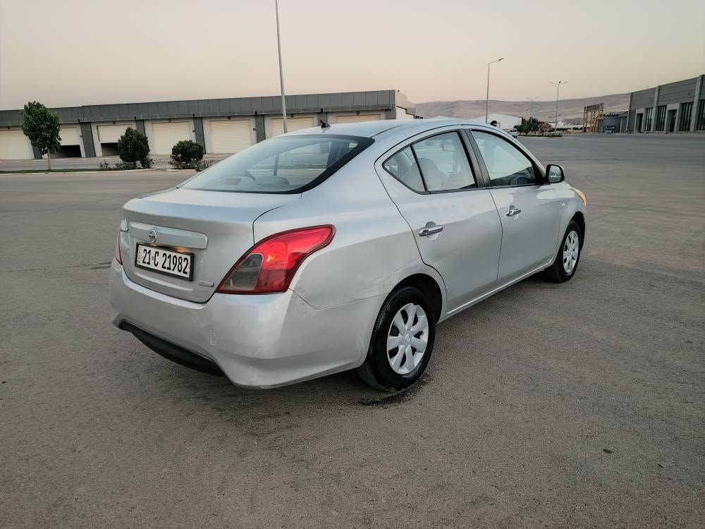 سةرةتا بةناوي خوا 
سةني 
موديل ٢٠١٥ 
گير توماتيك 
دووپارچةو پةلةيةك  بوياخة 
كال بونةوةي نية 
تةبريدو تةقةورةقةي بةشةرت 
گيرومةكينةي بةشةرت 
١٨٧هةزار روشتوة 
سةنةوي تازةية تا ۲۰۲٨ مانگی ٥
گێڕ و مەکینەی بەشەرتی فەحس
سەیارە زۆر پاک ماوەتەوە
سعر ٨٠گةلاو مةجاليكي كةم 
*********** السليمانية, العراق
