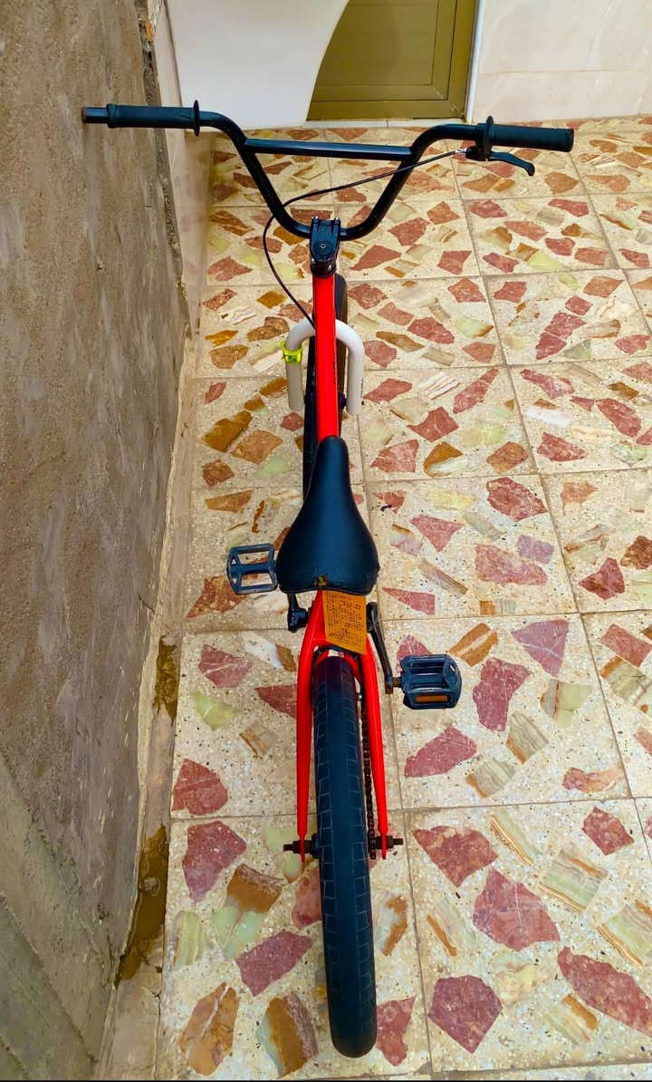 السلام عليكم شباب Bmx Gt نضافه كدام عينه حلو مكاني بلديات ***********
