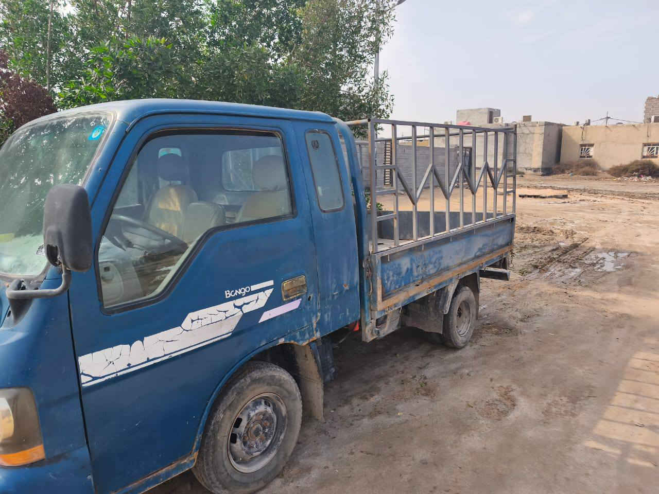 كيا بنكو حمل موديل ٢٠٠١ رقم جديد هزة جديدة كير محرك خير من الله شاصي نظيف البديل بي بعض التلحيظات البصرة, العراق


**إذا كنت صاحب هذا الإعلان وتريد حذفه لأي سبب، رجاءا أرسل رسالة إلى الدعم الفني**