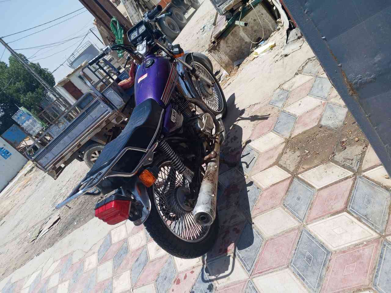 سلام عليكم العزاز دراجه اربعه كير البيع كلك كلك  ما مفتوحه دراجه تجي وشوف بعينك و السعر ٣٠٠وبيهه مجال  مكاني الحمزه الشرقي


**إذا كنت صاحب هذا الإعلان وتريد حذفه لأي سبب، رجاءا أرسل رسالة إلى الدعم الفني**