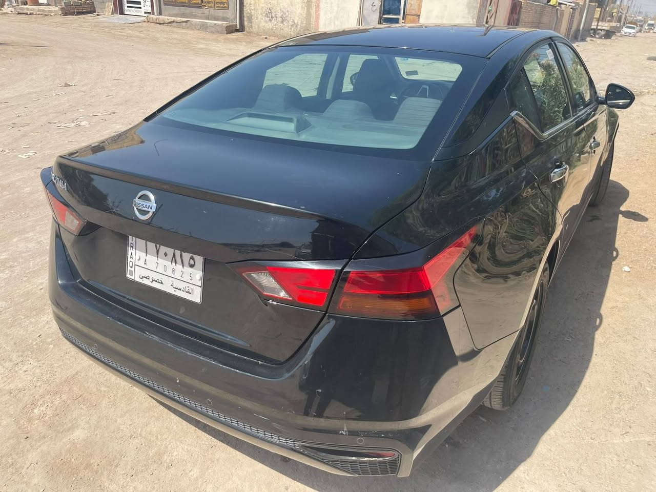 مكلف بل نشر 🚘 للبيع نيسان ألتيما 2021

وارد أمريكي، حادثها السابق موجود بالصور للشفافية، وتم تصليحها تصليح مرتب وعلى أصولها، والسيارة حالياً نظيفة وما بيها أي ملاحظات.

مكينة، جير، تبريد، تكييف وكل الأمور تمام، جاهزة للمشي والاستعمال بدون أي صرف.

💵 السعر: 120 ورقة قابل للتفاوض بالمعقول للجادين.

📞 للاستفسار والتواصل:
*********** ديوانية, القادسية
