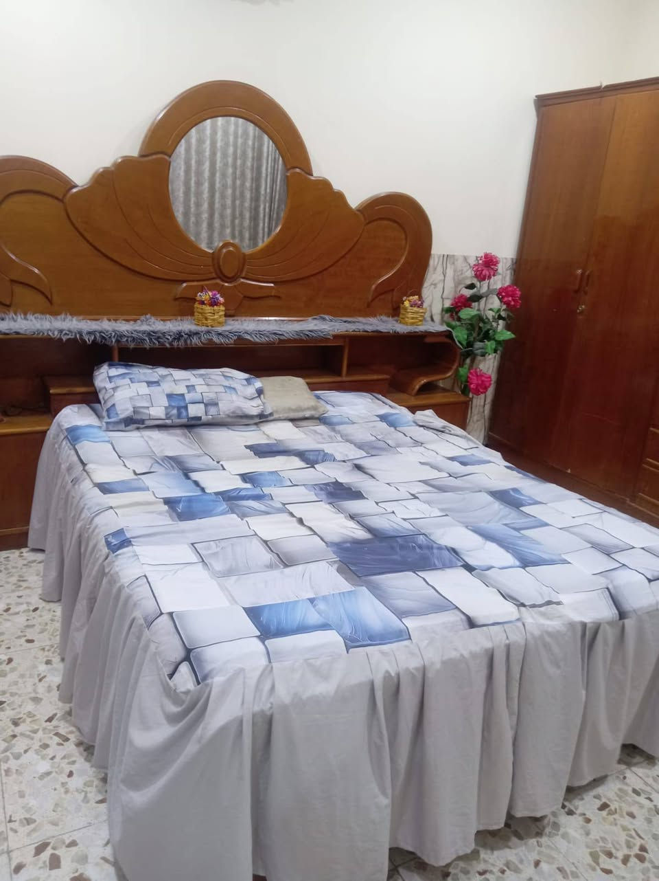 غرفه نوم صاج البيع مكانه  بابل كريطعه سعره ٥٠٠ وبيه مجال


**إذا كنت صاحب هذا الإعلان وتريد حذفه لأي سبب، رجاءا أرسل رسالة إلى الدعم الفني**