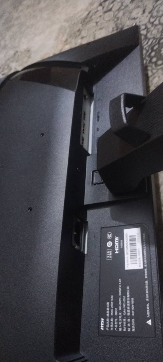 شاشة MSI جديدة للبيع استخدام يومين فقط
حجم 25
معدل التحديث: 200 هيرتز
سرعة الاستجابة: 0.5
الدقة: 1920x1080
مميزاتها: adaptive-sync و تقنيات تقليل الضوء الازرق لحماية العين وقاعدة قابلة للارتفاع
ملحقاتها كاملة
مشتريها ب 195 الف نهايتها 160 الف
الشاشة استخدام يومين فقط و وصل الشراء موجود


**إذا كنت صاحب هذا الإعلان وتريد حذفه لأي سبب، رجاءا أرسل رسالة إلى الدعم الفني**