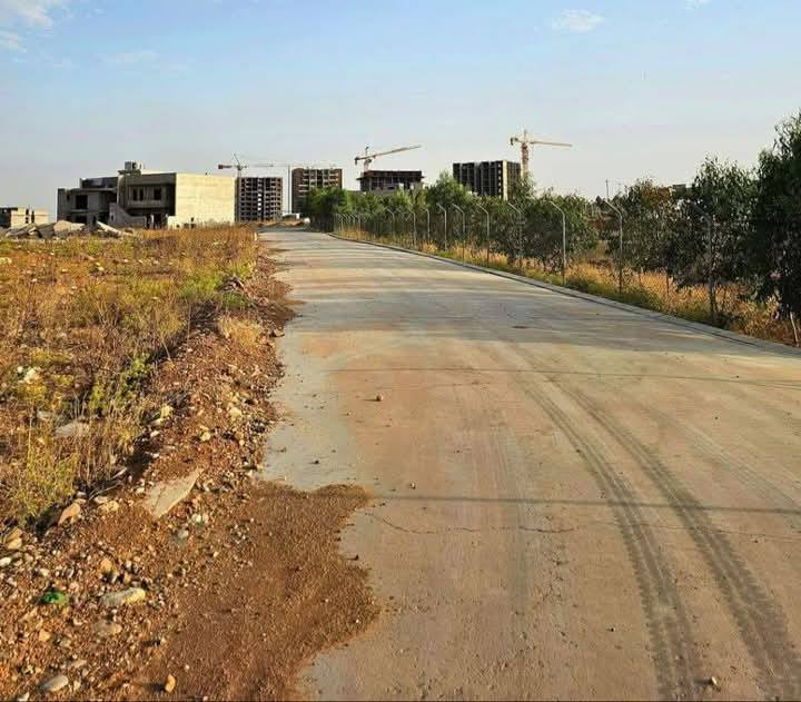 ----- عقارات الموصل الحدباء----

🏤 هيكل للبيع 🏤 جمعية النور مجمع ديوان السكني🌍

🔴 مساحة الهيكل 200 متر واجهة 12.5

🔴 بناء جدا جدا ممتاز 

🔴 اساس رفت كامل

🔴 يحتوي على 5 غرف نوم + سويت

🔴اتجاه شروق 

🔴 خدمات كاملة ماء وكهرب وتبليط

🔴وصل جمعية 

               //////////////////////////////

لمعرفة التفاصيل الاتصال على الرقم
                          ***********

🔵 نستقبل جميع طلباتكم وعروضاتكم....
