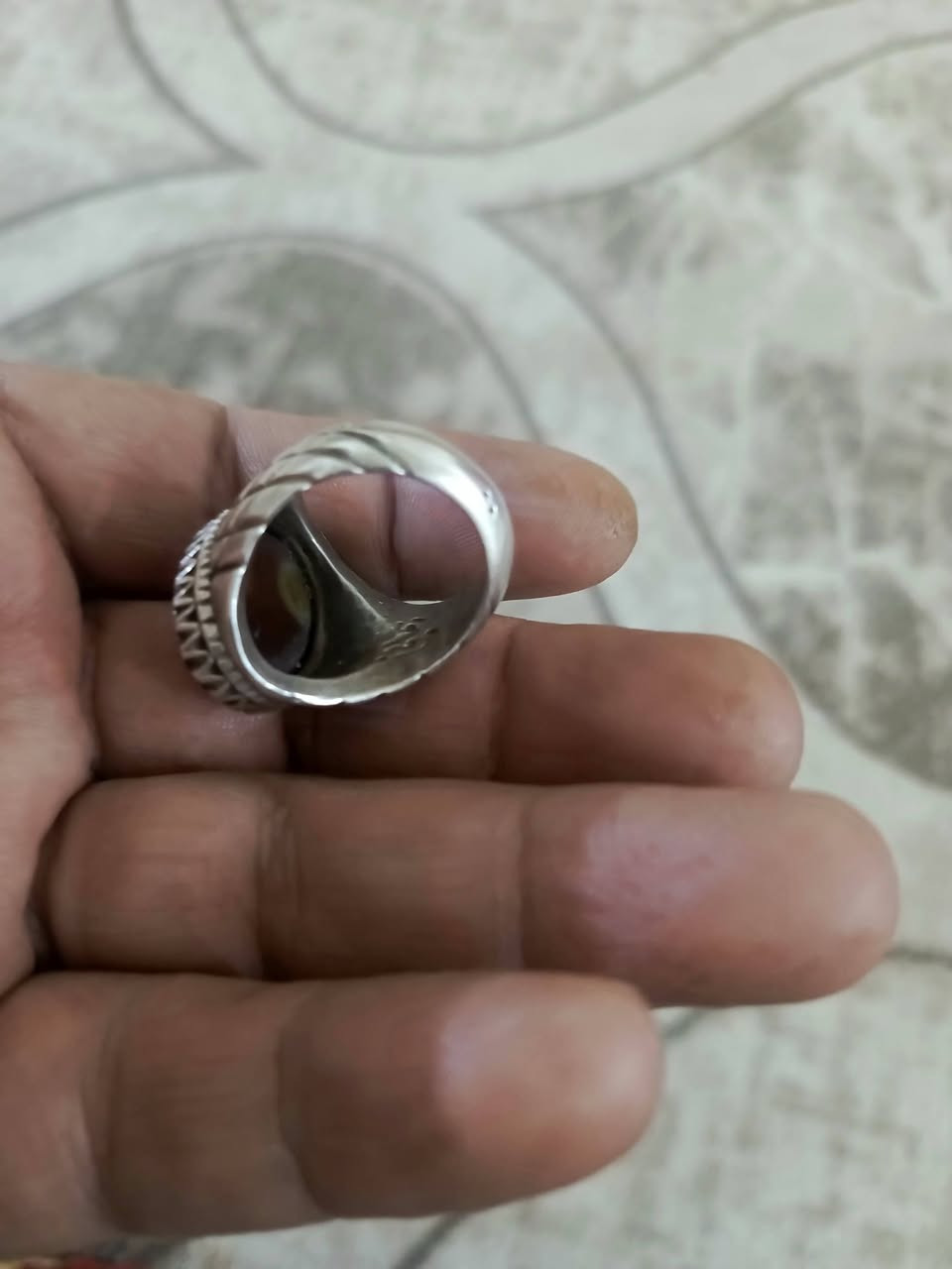 سليماني مشف احمر عينين قديم وصياغة زماني ثقيلة
السعر 150 قفل
*********** لايوجد توصيل
مكاني في الناصرية
