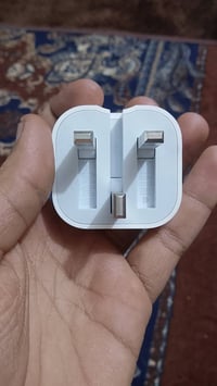 شاحن اصلي • أقل من شهر • نجف ميلاد