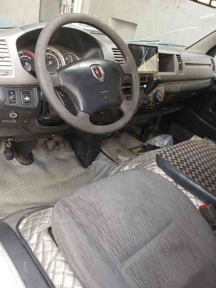 السلام عليكم جنبي لللبيع موديل 2017 محرك جمرة مكفولة من الصبق بس بيهة طخات بلبجم مثل ما موضح بصورةمكان بغداد  جسر ديالى القديم للاتصال ***********
