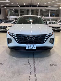 للبيع هونداي توسان موديل ٢٢ ماشيه ٥٨ الف ميل امريكي بيه طخه بحافه البن...