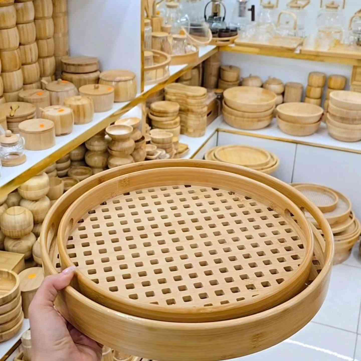 بضاعة اليووم ��
نختار لكم افضل المنتجات  واجملها لتكون بضاعتنا هي الاجمل في منزلكم��
� العروض والتخفيضات بمجمع البيت التركي مستمرة وآبد متخلص ��
�تابعو لستوريات أول بأول ننشرلكم اشياء حلوة وجديدة ومفيدة الكم �
الان في مجمع ألبيت التركي
العنوان ��
الخاجيه شارع 40
مجاور بالات ابو امير ��
توصيل داخل الكوت 2,000
محافضات 5,000
للحجز واتساب ***********

كل الهلا بيكم بكل وقت تنورونا دائمآ �
#منزلية
#نواعم
#ديكور_المنزل
#افكار_ترتيب
#مجمع-البيت -التركي �
