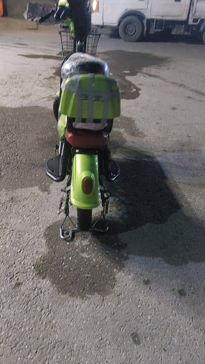 دراجه شحن للبيع حجم 14 للبيع سعره 225 وبيه مجال بكاني بغداد البلديات شارع الكهرباء


**إذا كنت صاحب هذا الإعلان وتريد حذفه لأي سبب، رجاءا أرسل رسالة إلى الدعم الفني**