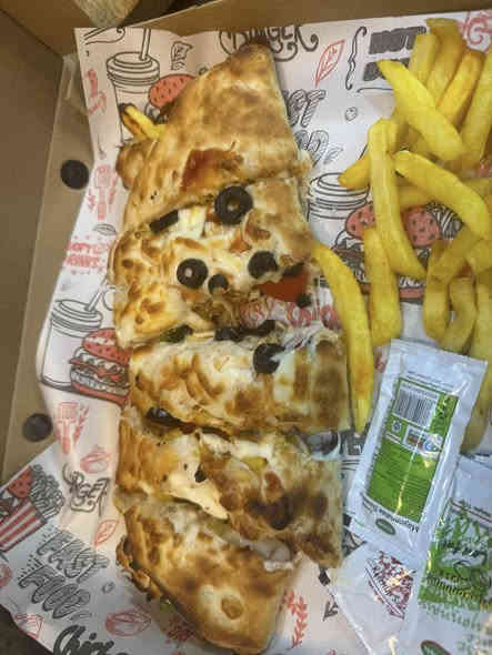 � مطعم شيف حمودي 🍟
متوفر جميع الوجبات السريعة 🔥
(بركر – زنكر – ريزو – بيتزا – كنتاكي – فلر دجاج – صاج إيطالي – لغم بركر) 😋
توصيل سريع لكل مناطق الرشدية والمناطق القريبة 🚗💨
☎️ للطلب: ***********
االتوصيل لغايه2بليل
