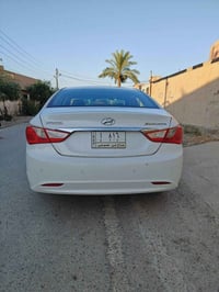 سوناتا للبيع سياره كلين كفاله عامه موديل 11 خليجي سياره مقفوله من ناحي...