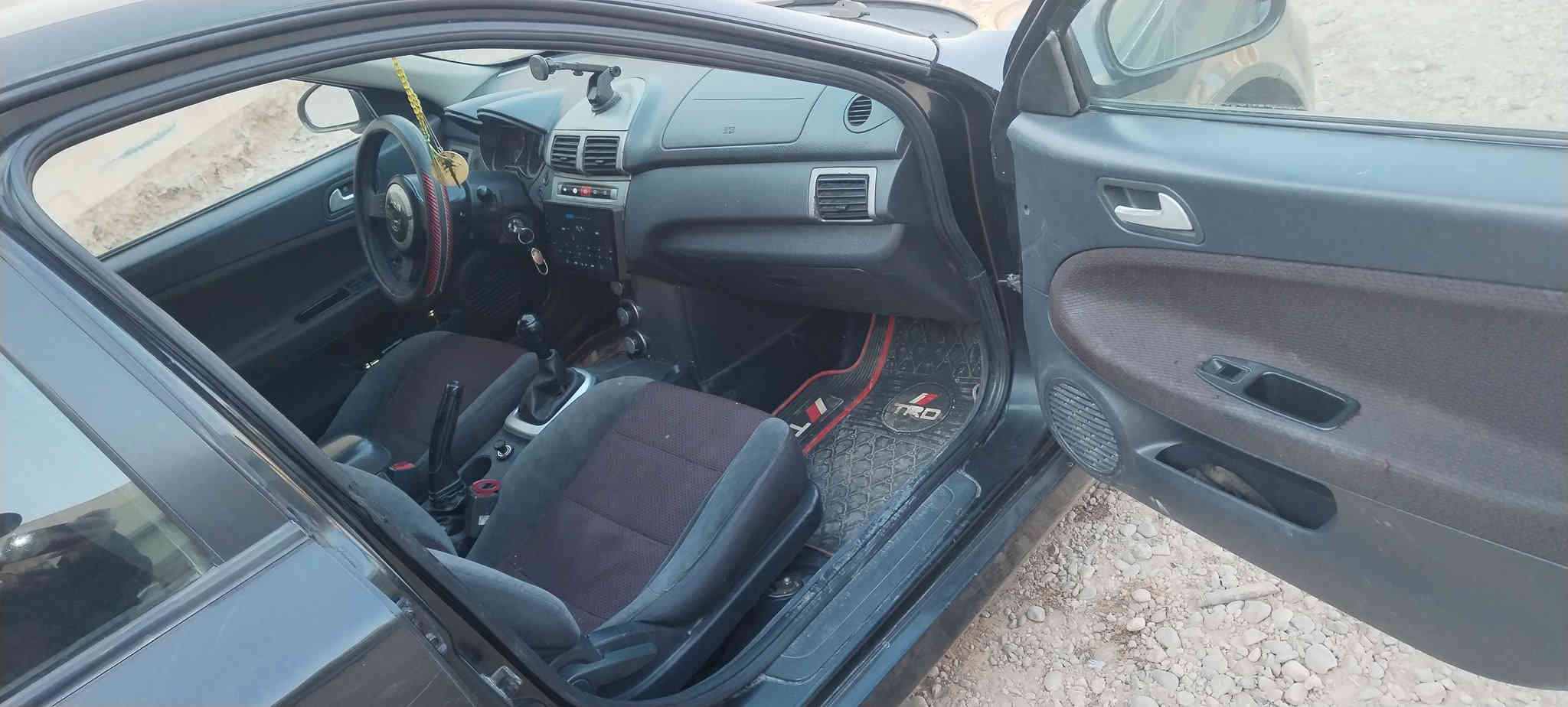 السلام عليكم للبيع بروتون جين تو 2016 صبغ قطعتين بدون دواخل كير ومكينه شرط كير عادي كاربون بيها شرط التحويل السعر ٧٠ وبيها مجال للشراي *********** ____***********
