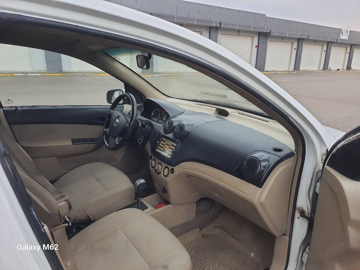 ئەڤیۆ ئۆتۆ ماتیك 2008مەکینە گەورە ناوزەرد جامو ئاوێنە کارەبا تەبرید ساردوگەرم بەشەرتی گێڕو مەکینە 4بۆ5پارچەی پەمپە لەسەر ساخی من بەحیزام ئەی فرۆشم تایەی تازە بێ تەقەوڕەقە هیچ مەسرەفی تیانیە  ماڵی دۆستە 64$ *********** لەسلێمانیم السليمانية, العراق
