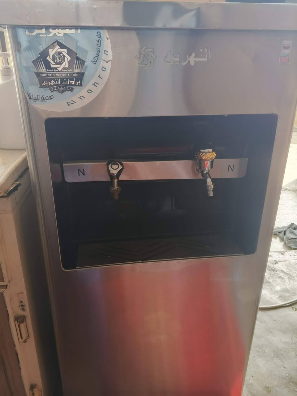 غراد البيت للبيع الي يحب يشتري يتوصل ع رقم يدلل ***********
