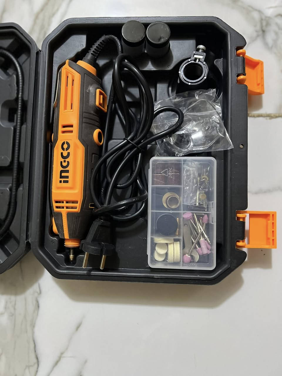 جهاز INGCO Mini Grinder متعدد الاستخدامات للنقش والصنفرة والتلميع، مع جميع الملحقات والحقيبة الأصلية، بحالة ممتازة، السعر 35 ألف دينار

يتوفر توصيل لجميع محافظات العراق 🇮🇶 

للاستفسار المراسلة على الخاص


**إذا كنت صاحب هذا الإعلان وتريد حذفه لأي سبب، رجاءا أرسل رسالة إلى الدعم الفني**