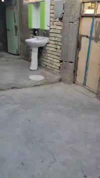 الدار للبيع مساحه ٢٠٠م شارع ابو أحمد   للاستفسار الاتصال على الرقم ‭٠٧...