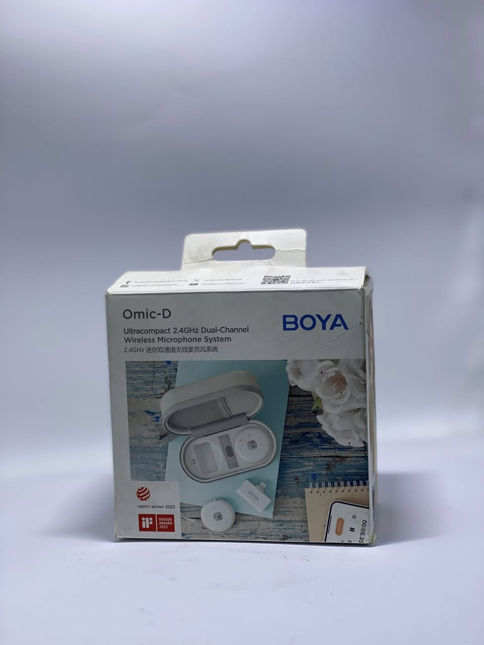 أغراض تصوير للبيع
1-اضاءة ماركة YONGNUO قوته 150 واط جديد
٢-اضاءة ماركة Ulanzi قوته 60 واط جديد
٣-كيج ماركة SmallRig كامرة سوني a7iii جديد 
٤-نك مايك ماركة بويا المعروفة جدا 
الأسعار على الخاص و يوجد توصيل


**إذا كنت صاحب هذا الإعلان وتريد حذفه لأي سبب، رجاءا أرسل رسالة إلى الدعم الفني**