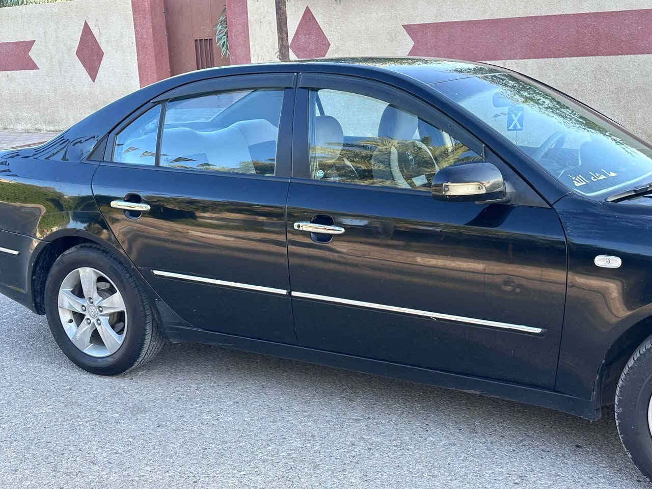 السلام عليكم 

سوناتا 2009 وارد كوري مكنية 2000 غاز + بانزين بلادي 
رقم سليمانيه + بيها صبغ 3 قطع الاماميه بدون دواخل رش فقط وبيها ملاحضات ب الكشر بسيطه 
مكاني ديالى بعقوبة ناحية العبارة (( السعر 97 ورقة)) وبيها مجال بسيط 

‭***********‬
