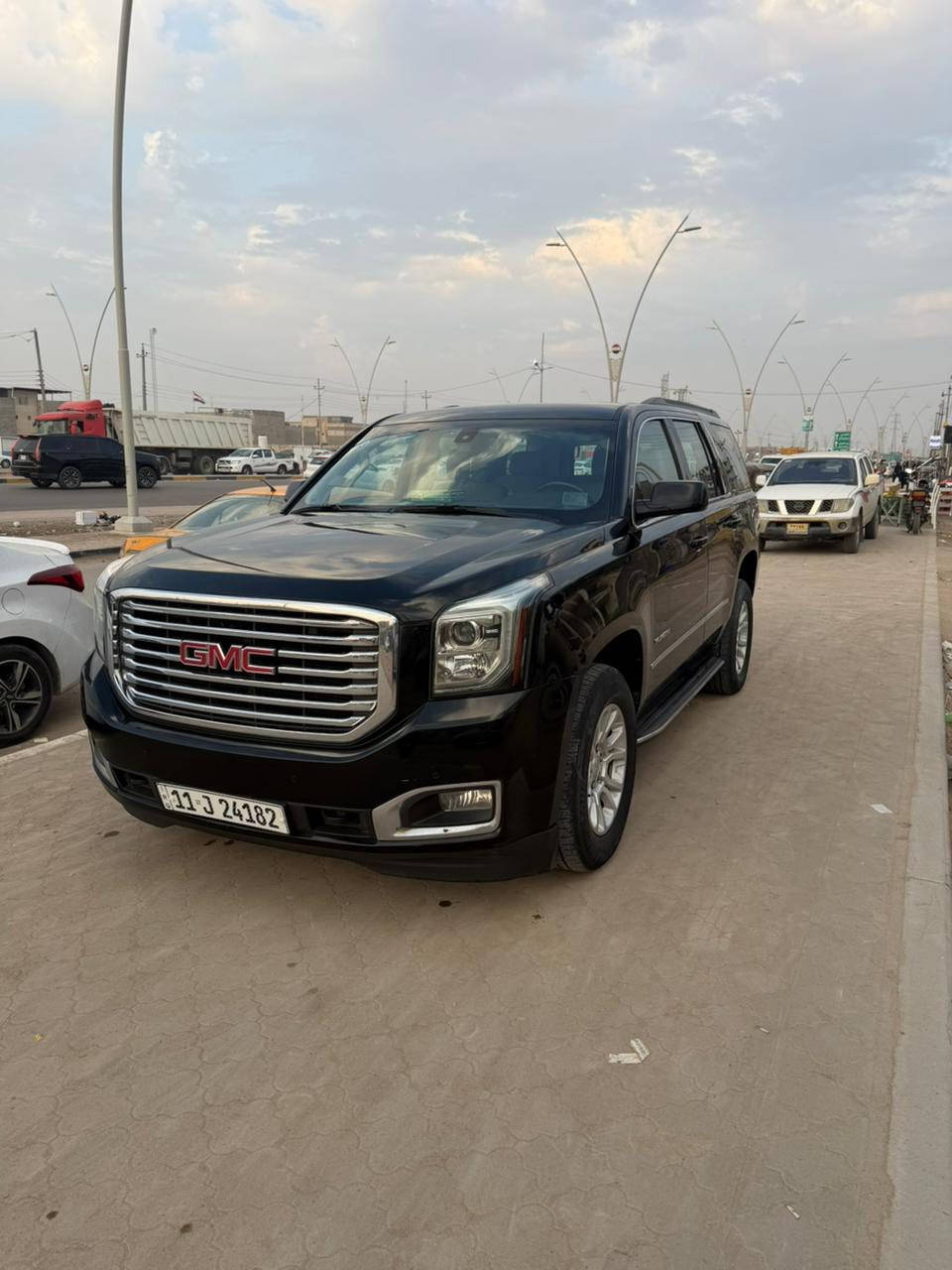 GMC موديل 2020 
كفاله سياره 
رقم بغداد تحول ثاني يوم 
 SLE 
سياره ماشي 150 
سياره جديده ما ناقصها شي 
عنوان سياره البصره شط العرب قرب جسر خالد 
سياره بسمي 
سعر 385 وبيها مجال للشراي 
رقم الهاتف ***********
