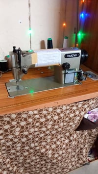 مكينة للبيع • بيه مجال • الكترونيات