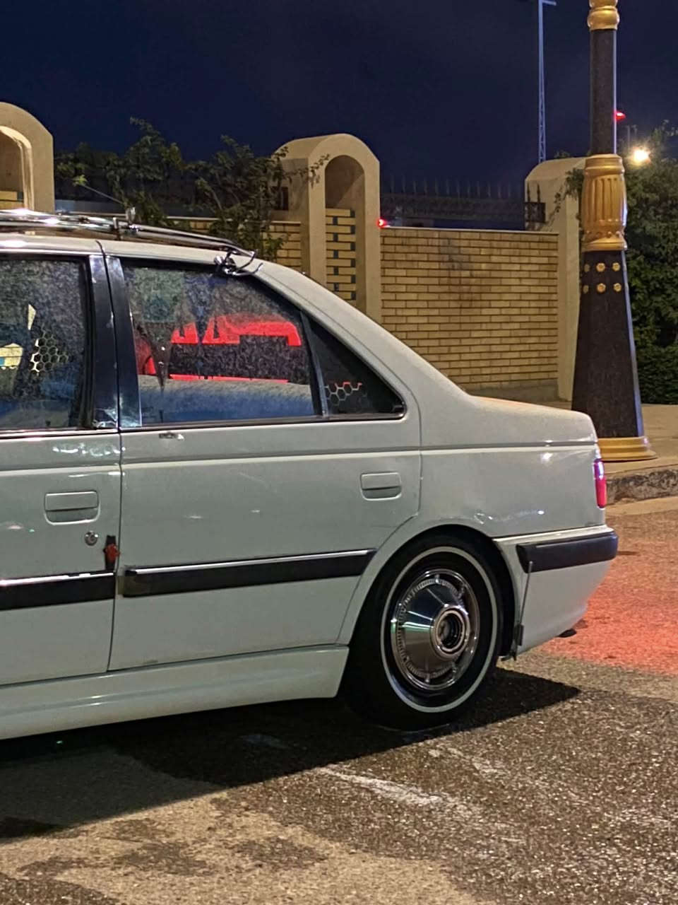 سلام عليكم للبيع بيجو بارص مديل ١٨ جاهزه للخير ما نقصها كلشي سياره بسمي ابيع بدون غراض شركه ضرر فقط بارد جوه المرايه مال لعبري شبر لو اقل معدله بارد ولباقي كفاله  لسعر ٦٣ بي مجال بصيط  (***********
