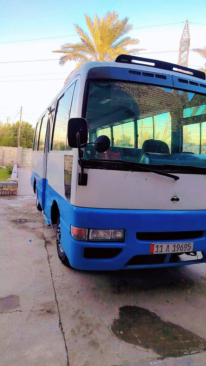 سلام عليكم كوستر البيع موديل 2002 مكيه او كير او اكسن جداد مكينه كاز كرنفال داخل جديد تأيرات جداد سياره احلى من الصوره مكان حله السعر 105 او بيهي مجال الرقم ***********
