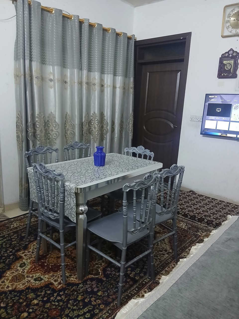 ميز طعام للبيع ويا ٦ كراسي والقنفه الي موجوده بالصوره رايدته ب ٢٠٠ الف مكاني اربيل زيلان


**إذا كنت صاحب هذا الإعلان وتريد حذفه لأي سبب، رجاءا أرسل رسالة إلى الدعم الفني**