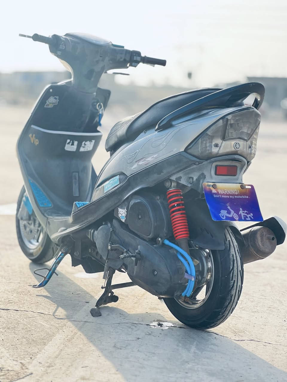 للبيع
دراجه جديده جيس نضافه 99‎%‎ 
بلاديه 49 ما مفتوحه كفاله من البجم لتاير 
ماصار هواي من طلعت من الرمبه 
***********
