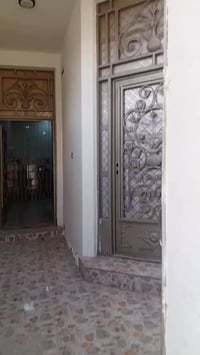 حي الزراعة • مشتمل طابقين • ٣ غرف