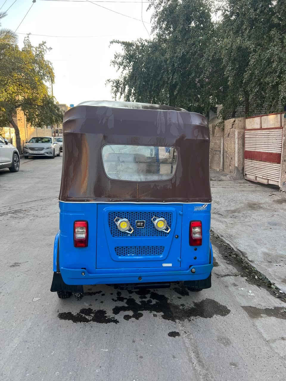 السلام عليكم، تكاتك البيع موديل 2022 /11 مكاني الشعب، رقم ***********
