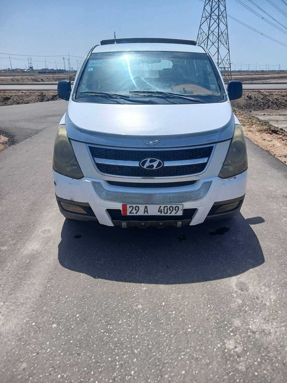 السلام عليكم ستاركس 2009رقم انكليزي  تخم تاير جديد  حداديه جديد كير اكسن مكينه بس تبخير قليل بدون تنقيص بيه رشات صبغ قليل 10035بيها مجال حك الجيه العنوان بابل قضاء القاسم السيارة جاهزه خير من الله مالت جناي  الستفسار عله الرقم ***********
