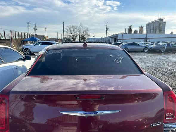 اوباما 2019 مرمز 2023 تنباع على وضعه بدون تصليح 
بدون مراوس السعر 170 منفيس بدون رقم 
***********
