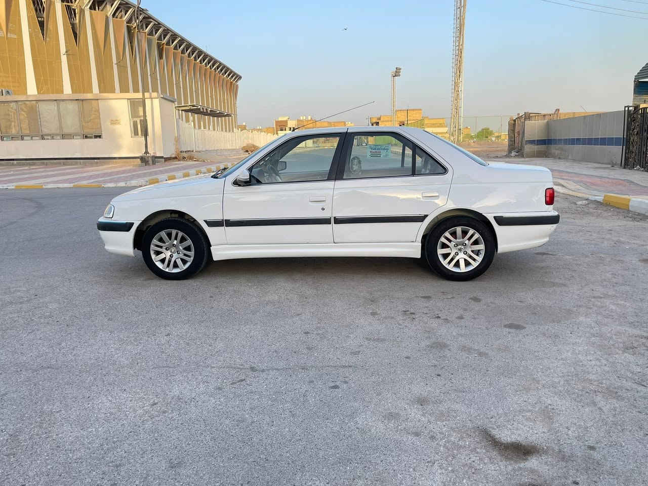 السلام عليكم سعر ٦٢ 
بارص ٢٠٢٢حره سنويه ل ٢٨ انكليزي تحويل مباشر 
ماشيه ١٠٠ الف جاهزه سياره 
مكينه وكير وتبريد.ثلج  تدفئه وحداديه وكهربائيات جاهزه 
بيه صبغ جاملغ خلفي بدون دواخل بس صبغ 
سياره جديده وجاهزه وتراي وين مايعجبك ع وضع شركه 

مكان سياره وأبو سنويه بناصريه إسكان الصناعي 
***********
