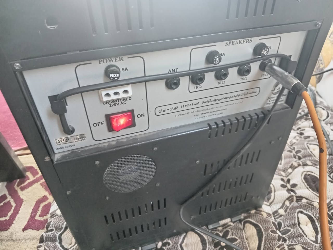 السلام عليكم 
اجهزه للبيع 
مكسر جاسكو خطين حجم 2000 
سعره 175 وبيه مجال 
مكسر جاسكو خط واحد حجم 1800
سعره 150 وبيه مجال 
للستفسار الاتصال على الرقم 
***********
***********
او المراسلة خاص
